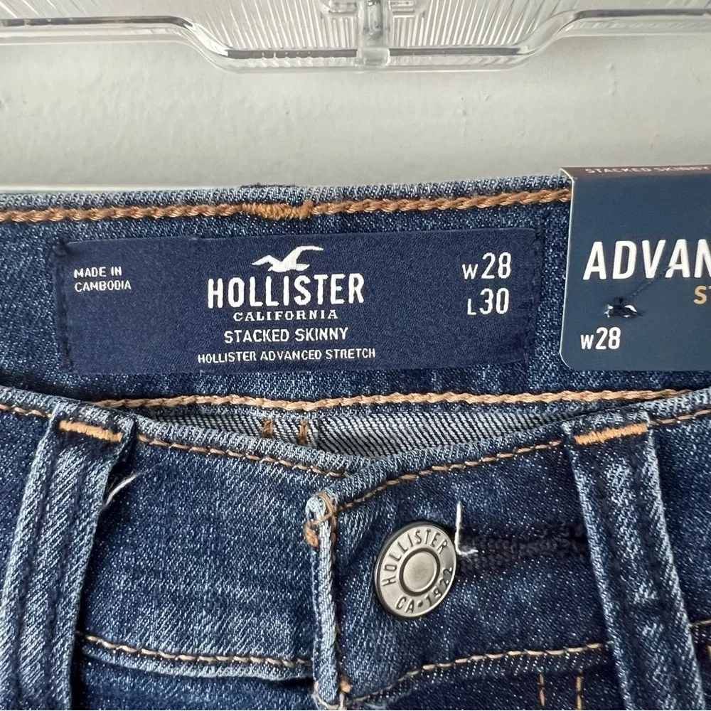 Hollister NWT Stacked Skinny Jeans Advanced Stretch 28 x 30